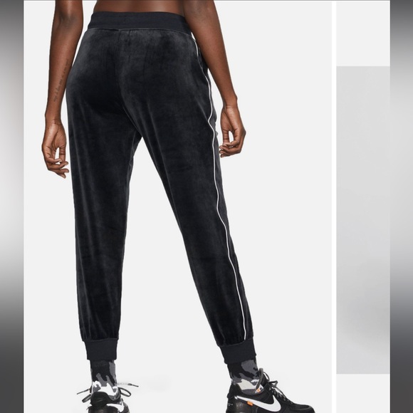 Nike Sportswear Velour Heritage pants - Picture 4 of 6